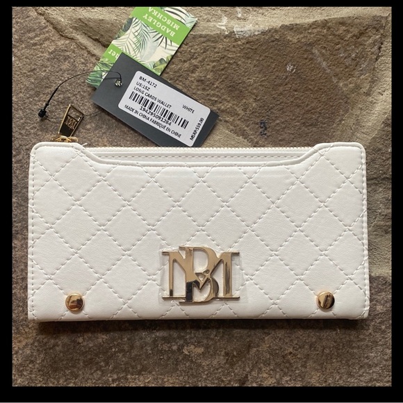 Badgley Mischka Handbags - NWT Badgley Mischka White Quilted Long Card Wallet gold logo hardware purse